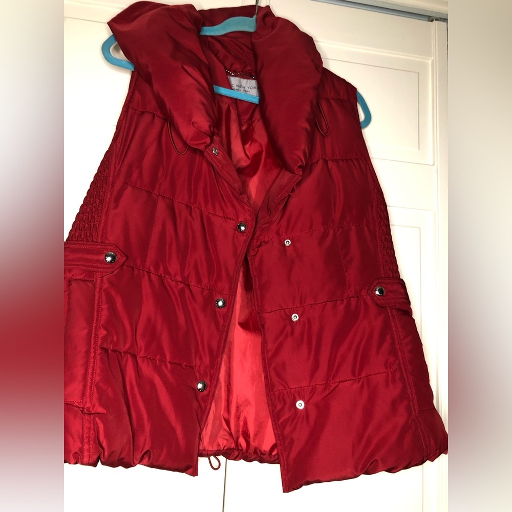 Marc New York size medium puffer vest by Andrew Marc.